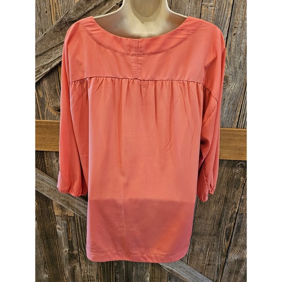 Chicos size 1 (M) coral colored blouse half sleeve popover carrer casual ^^ - Picture 2 of 6